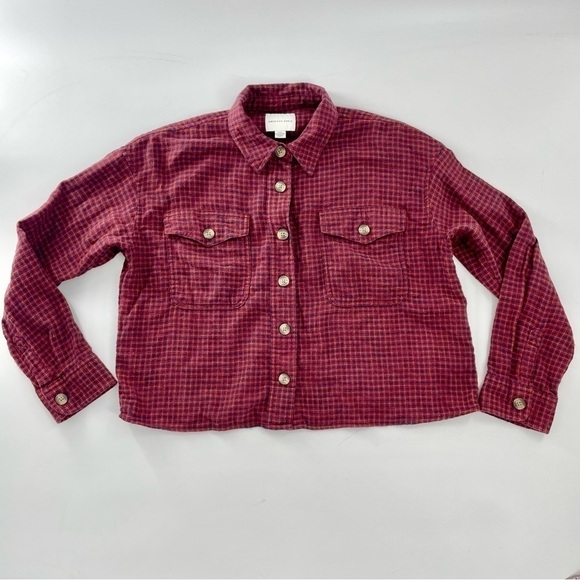 American Eagle Outfitters Tops - American‎ Eagle Crop Plaid Boxy Long Sleeve Red Button Down Boho Flannel